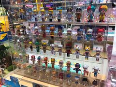 -泡泡玛特POPMART(大卫城店)