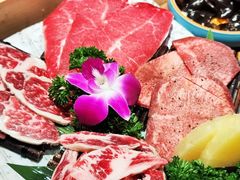 -明洞阿姨·韩式酱蟹烤肉·创意料理(三元桥店)