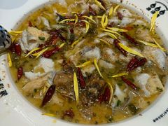 -渔语鱼酸菜鱼新川菜(来福士店)