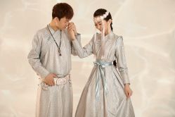点击看大图 -苏雅影像蒙古婚纱摄影工作室