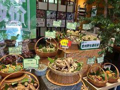 -黔蘑菇四季餐厅(观山湖店)