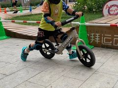 -八爪矩阵极限运动馆·儿童平衡车·感统训练(南海子公园校区)