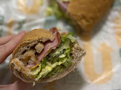 照烧鸡火腿双拼三明治-赛百味SUBWAY(金宝汇店)