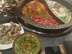 -临江门重庆老火锅(德新里店)