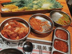 -青瓦炭韩潮烤肉(花园道店)
