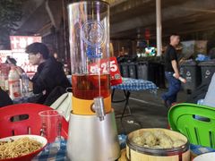 -老街烧烤大排档·地道湖北菜·龙虾馆(汉口火车站店)