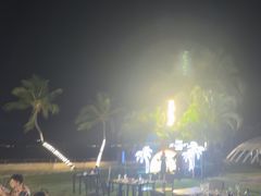-JW万豪厨房餐厅·滨海草坪烧烤·海鲜·海景(三亚绿发山海天JW万豪酒店)