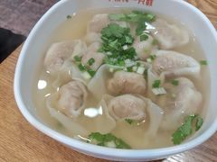-南城香·饭香串香馄饨香(红军营店)