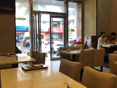 -新威港式茶餐厅(松岗天虹店)