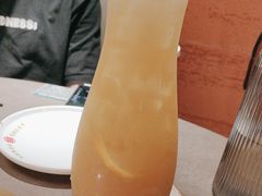 -锅飘飘·东北铁锅炖(雨花客厅店)