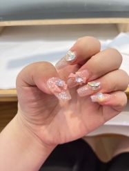 -UGIRL有个美甲