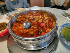 -牟记江湖重庆地标特色菜鱼蛋海鲜羊蝎子(巴南区黑金冠十多年好店)