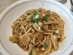 -小镇大厨新概念复合中餐厅(万达广场大连高新店)