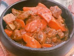 石锅牛尾-石锅先生