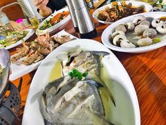 -胖大嫂渔家排档(半边山店)