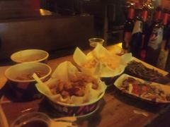 -Helens海伦司小酒馆(上海疁城新天地店)