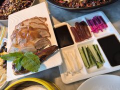 德胜枣木烤鸭-雀蓝川菜(奥体广场店)