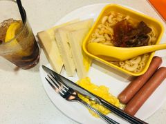 -潮庭港式茶餐厅·熊仔奶茶(同济广场店)