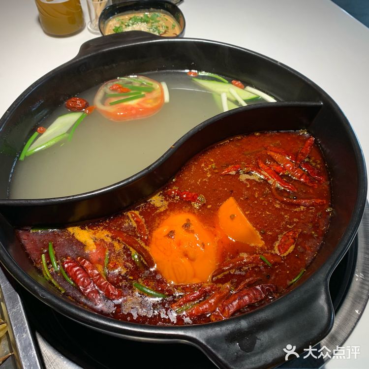 朋友也推荐我们来这家店吃