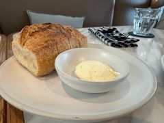 -ROAST coffee & eatery