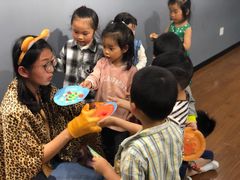-猴有戏教育戏剧·音乐剧·主持口才·演讲朗诵辩论(环球港华师大校区)