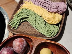 -芸山季·云南野生菌火锅(人民广场来福士店)