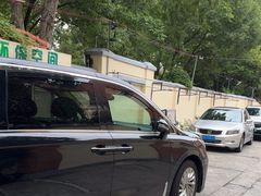 -富君租车(外滩店)