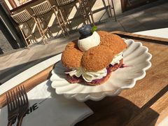 -VERIE BAKEHOUSE
