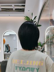 -DO A HAIRSTYLE