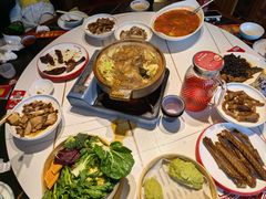 -老鼎万春卤菜(五代传承创始老店)