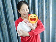 -臻爱住家月嫂育儿嫂(万达店)