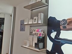 -荣耀授权专卖店(黄浦浙江中路店)
