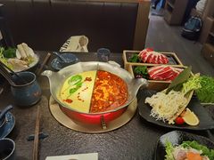 -湊湊火锅·茶憩(打浦桥日月光店)