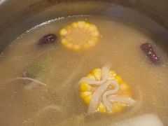 -潮界(LU·ONE凯德晶萃广场店)