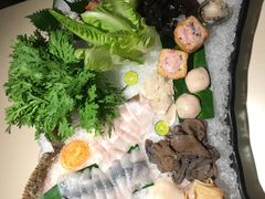 -余欢领鲜火锅(新街口店)