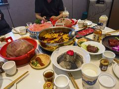 -周师兄大刀腰片火锅(磁器口直营店)