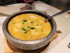 海鲜蟹粉羊奶豆腐-港丽餐厅(高德置地店)