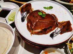 精品烤鸭-悦江(梅奔中心店)