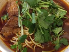 -呼啦面馆·头牌豌杂面(爱琴海店)