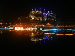 -东南亚风情赶摆街夜市