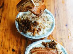 -梁阿婆廿年老牌扣肉糯米饭