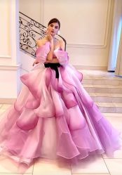 -衣贝姿婚纱礼服馆