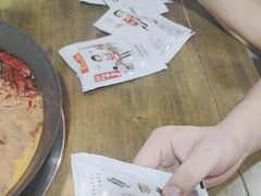 -黄潇洒老火锅(九眼桥宏济巷店)