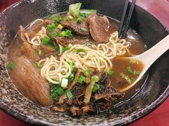-尊品原汁牛肉面