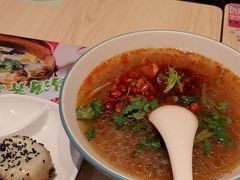 -小杨生煎(浦江欢乐颂店)