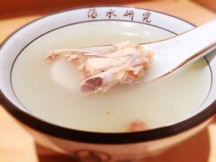 -狮头牌卤味研究所·卤味饭(花城汇南区店)