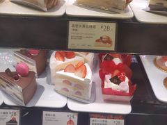 -巴黎贝甜(大宁国际商业广场店)