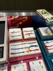 -潮宏基(万象城店)