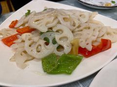 倾心藕片-小厨子私房菜·云南美食店