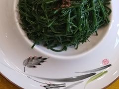 炝拌草原沙葱-德乐海蒙餐